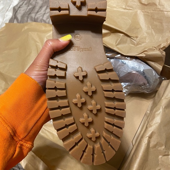 Kenneth Cole Boots (brown) - Picture 3 of 4